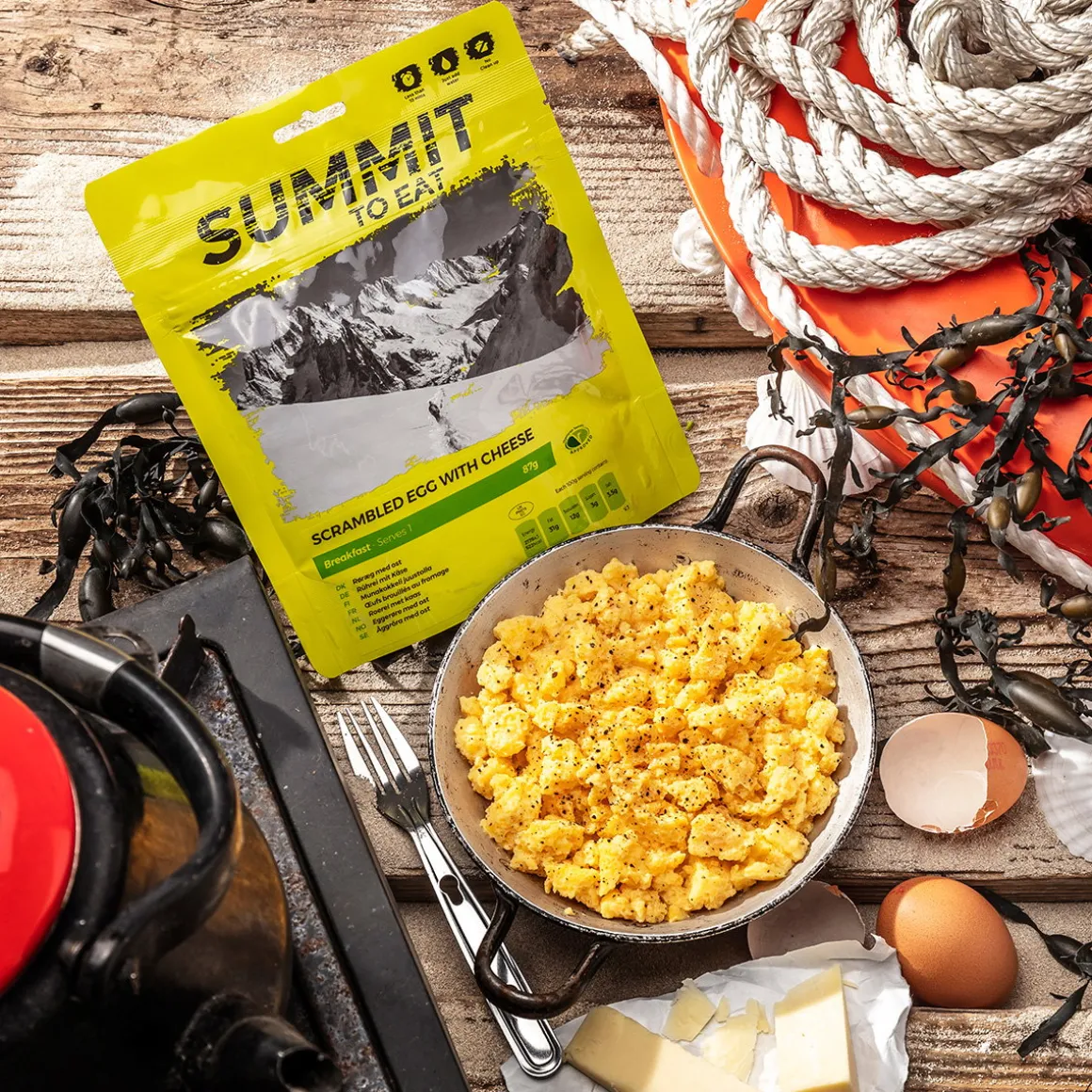 Summit to Eat Scrambled Egg with Cheese / Røræg med ost